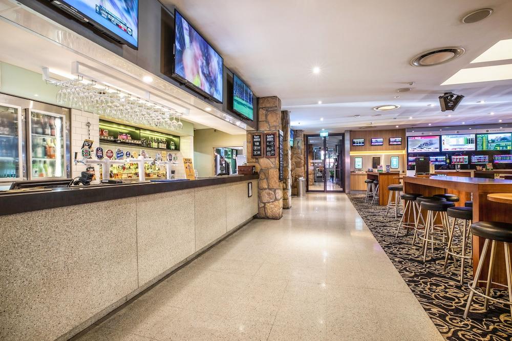 Macquarie Park Nightcap At The Ranch Hotel מראה חיצוני תמונה